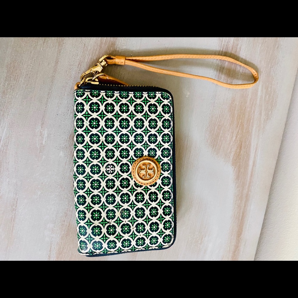 Tory Burch wristlet